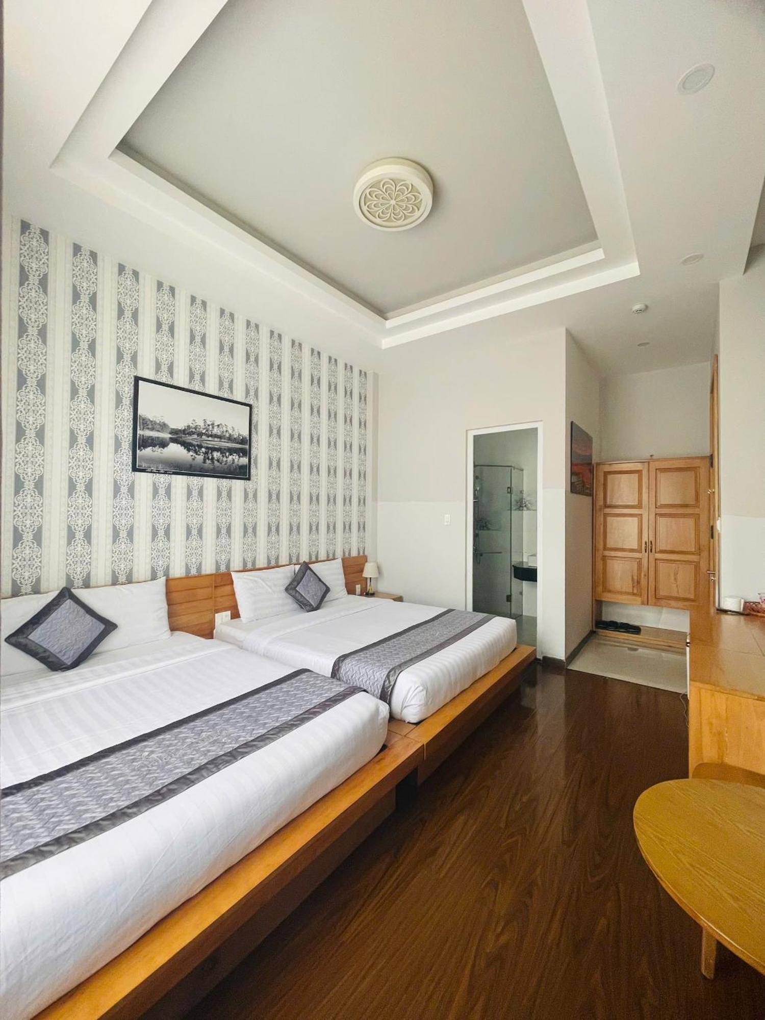Hotel Wind